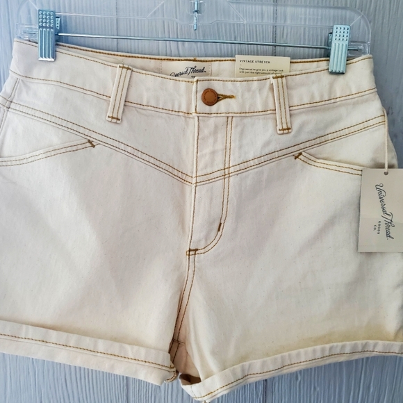 Universal Thread Pants - universal thread shorts vintage midi shorts cream color NWT SIZE 4